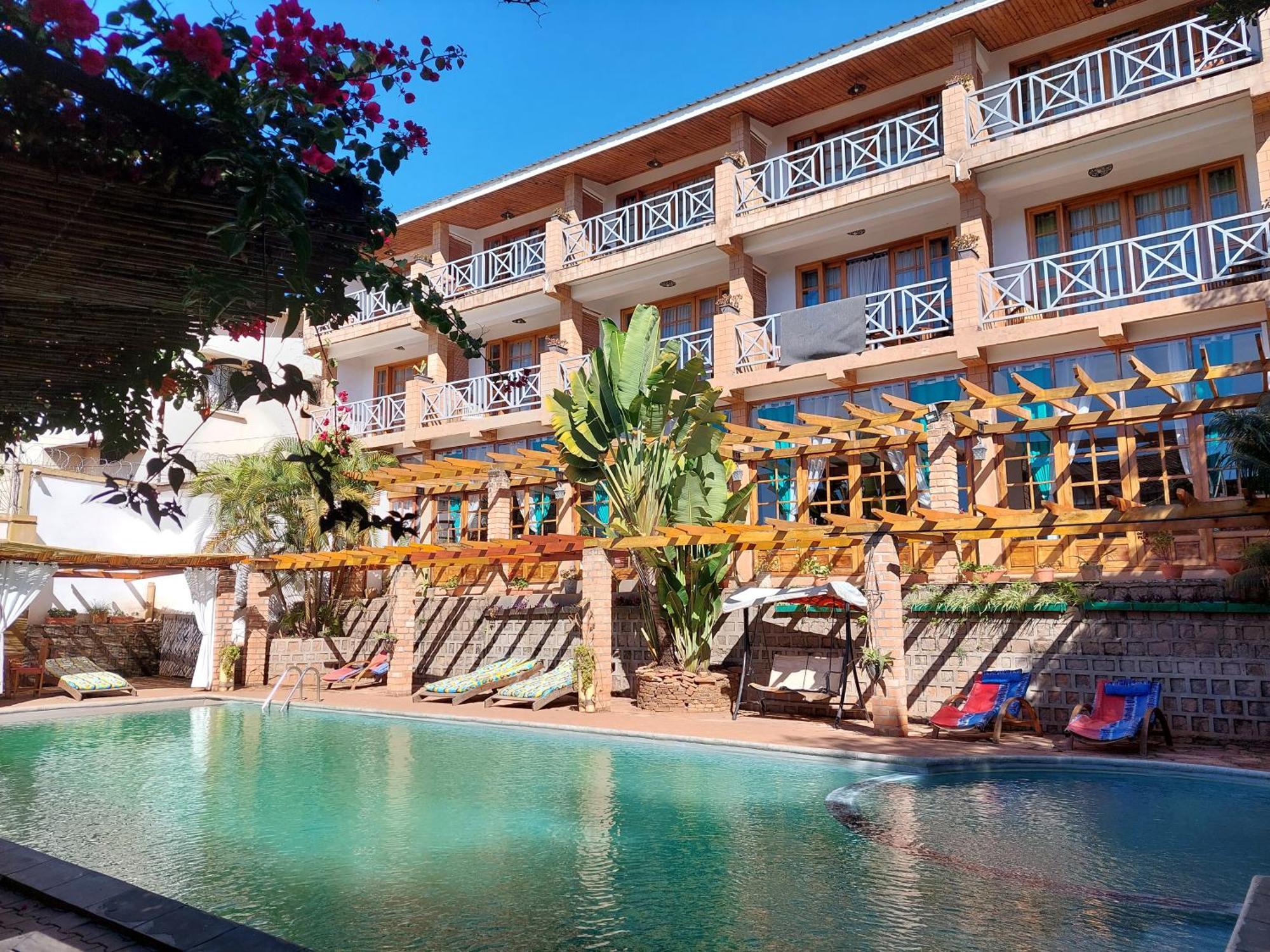 Island Continent Hotel Ivato  Εξωτερικό φωτογραφία