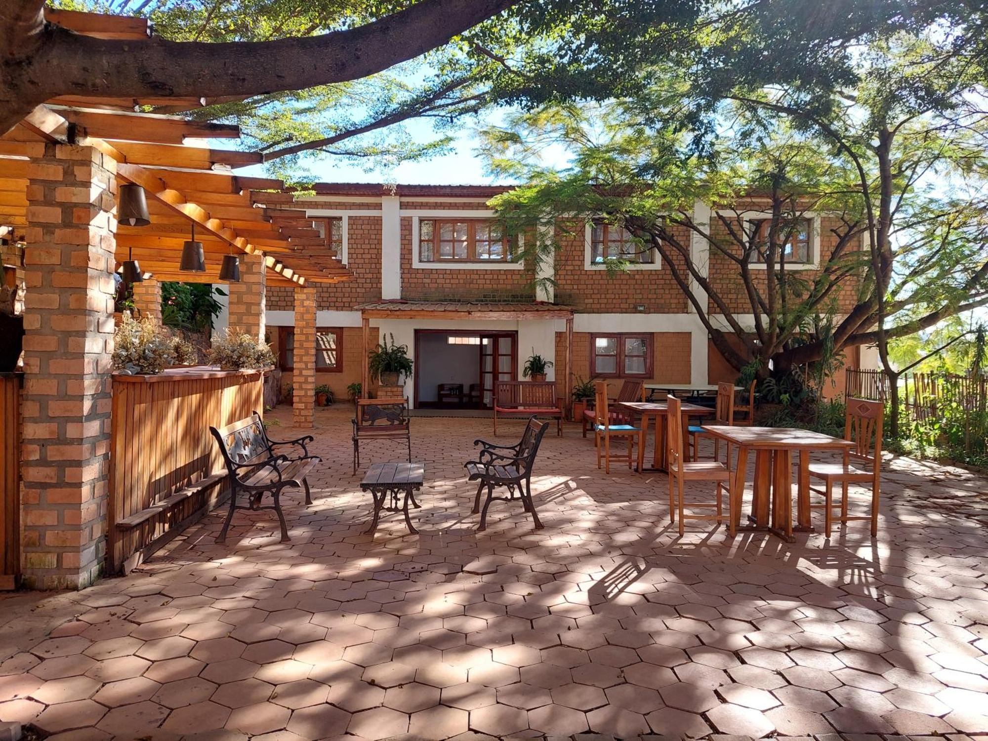Island Continent Hotel Ivato  Εξωτερικό φωτογραφία